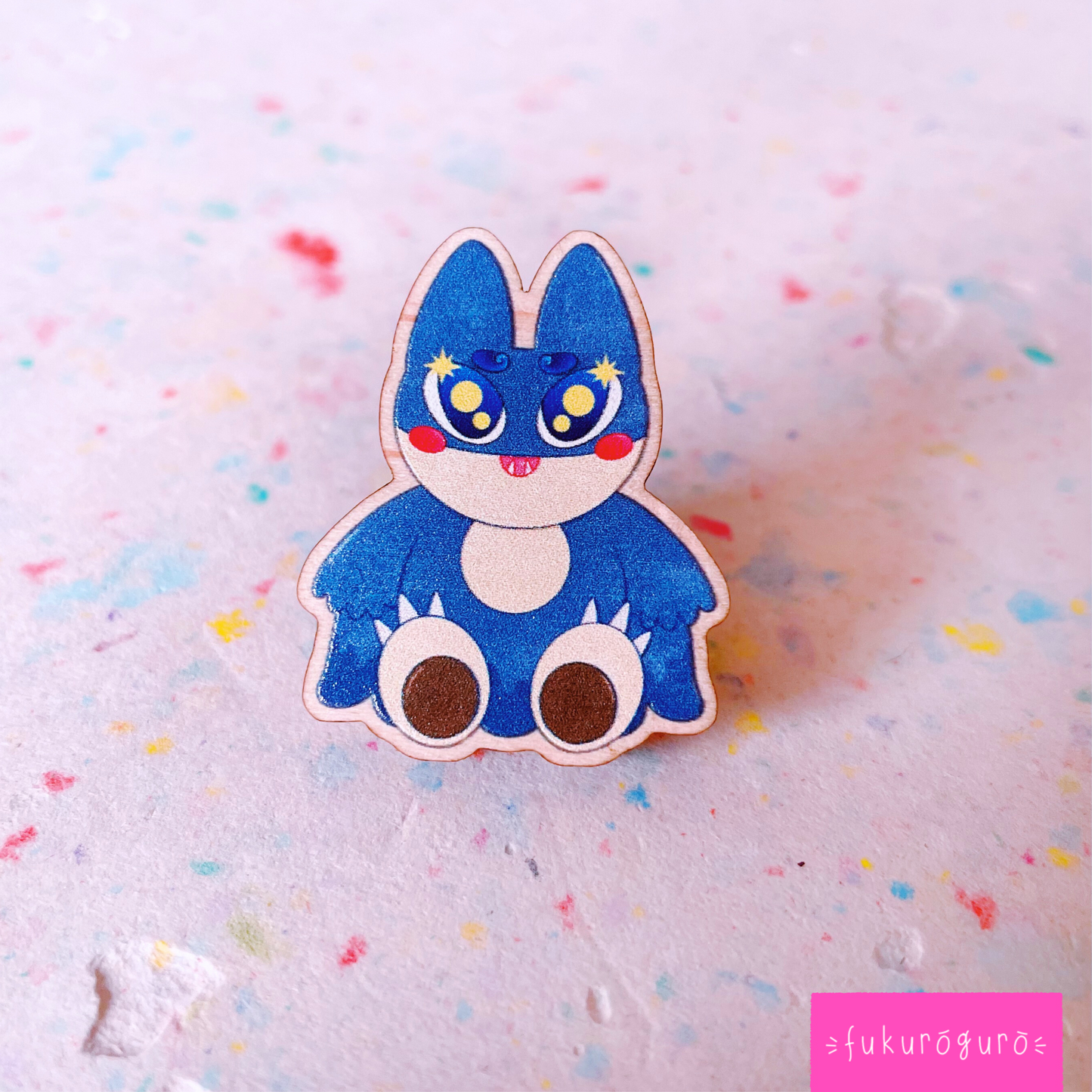 wooden munchlax pin